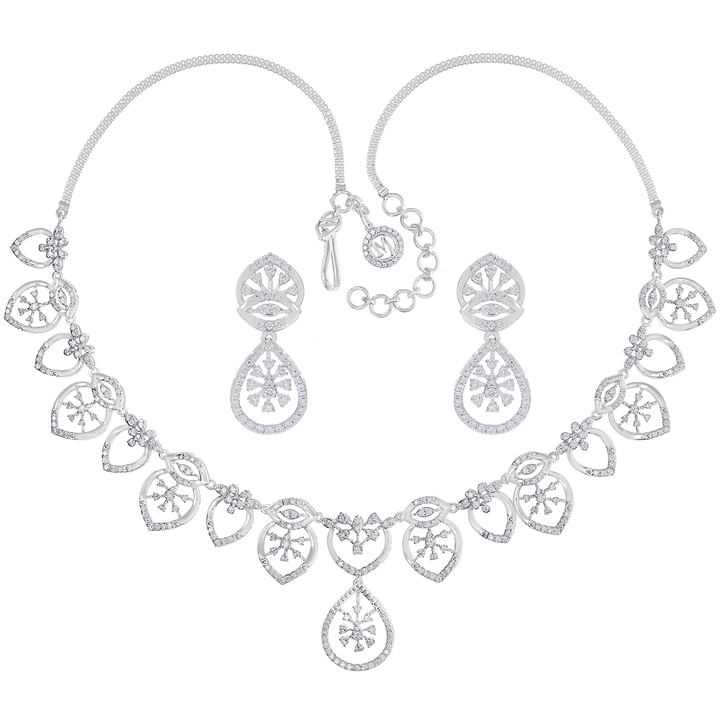 2.84Ct VVS/FG Diamond Necklace Set in 18K White Gold