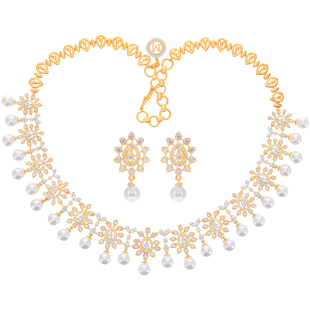 5.89Ct VVS/FG Diamond Necklace Set With Pearl in 18K Gold
