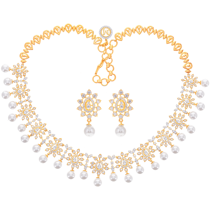 5.89Ct VVS/FG Diamond Necklace Set With Pearl in 18K Gold