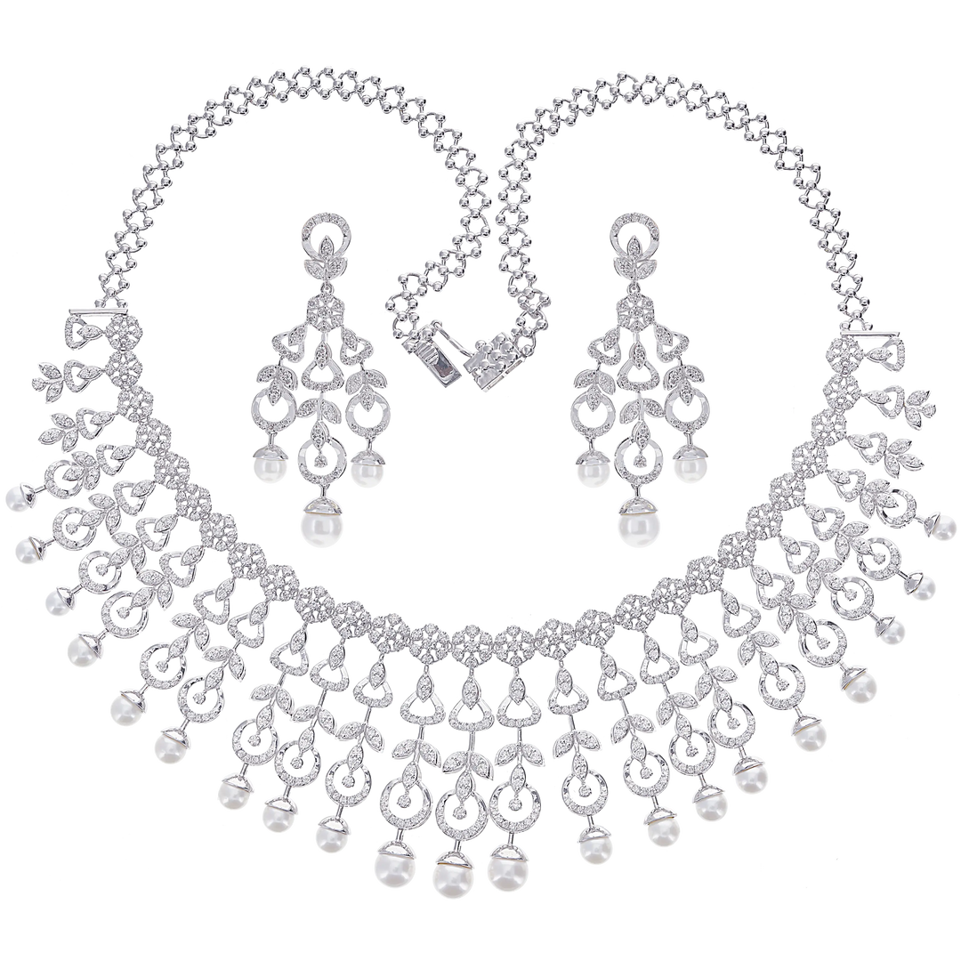 8.76Ct VVS/FG Diamond Necklace Set With Pearl in 18K White Gold