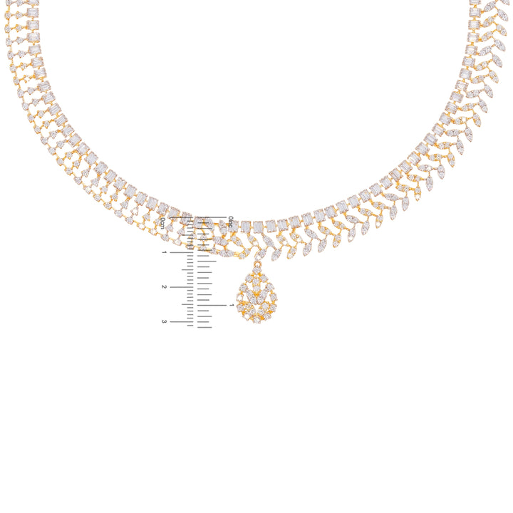 7.33Ct VVS/FG Diamond Necklace Set in 18K Gold