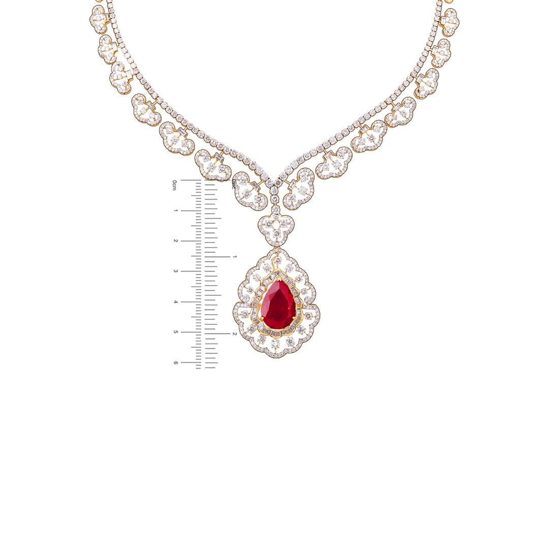 16.82Ct VS/GHI Diamond Necklace Set With Changeable Gemstones in 18K Gold