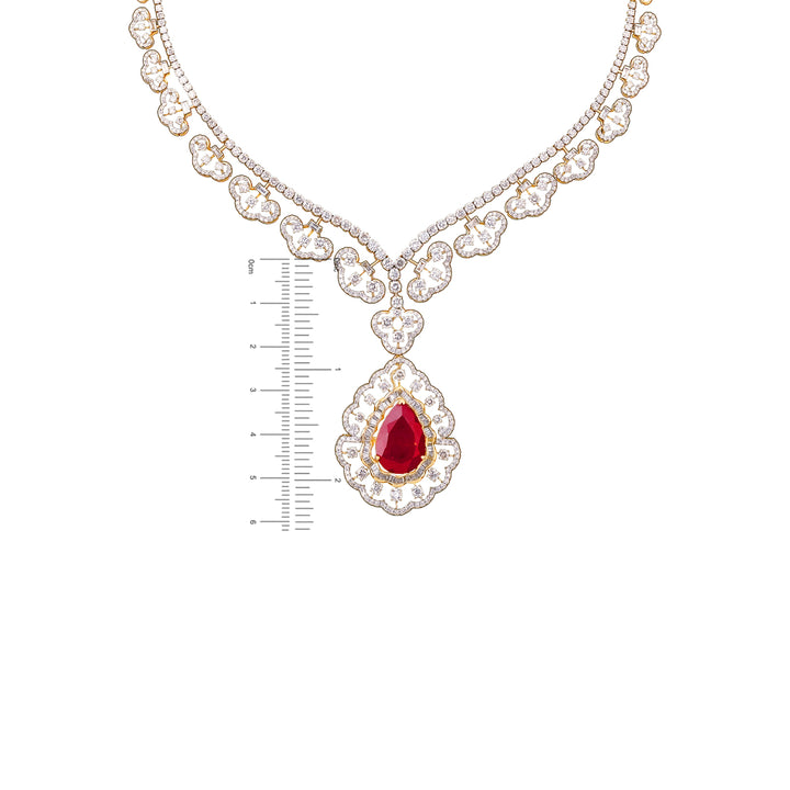 16.82Ct VS/GHI Diamond Necklace Set With Changeable Gemstones in 18K Gold