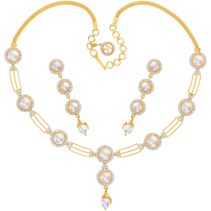 4.42Ct VS/GH Diamond Necklace Set With Pearl in 18K Gold