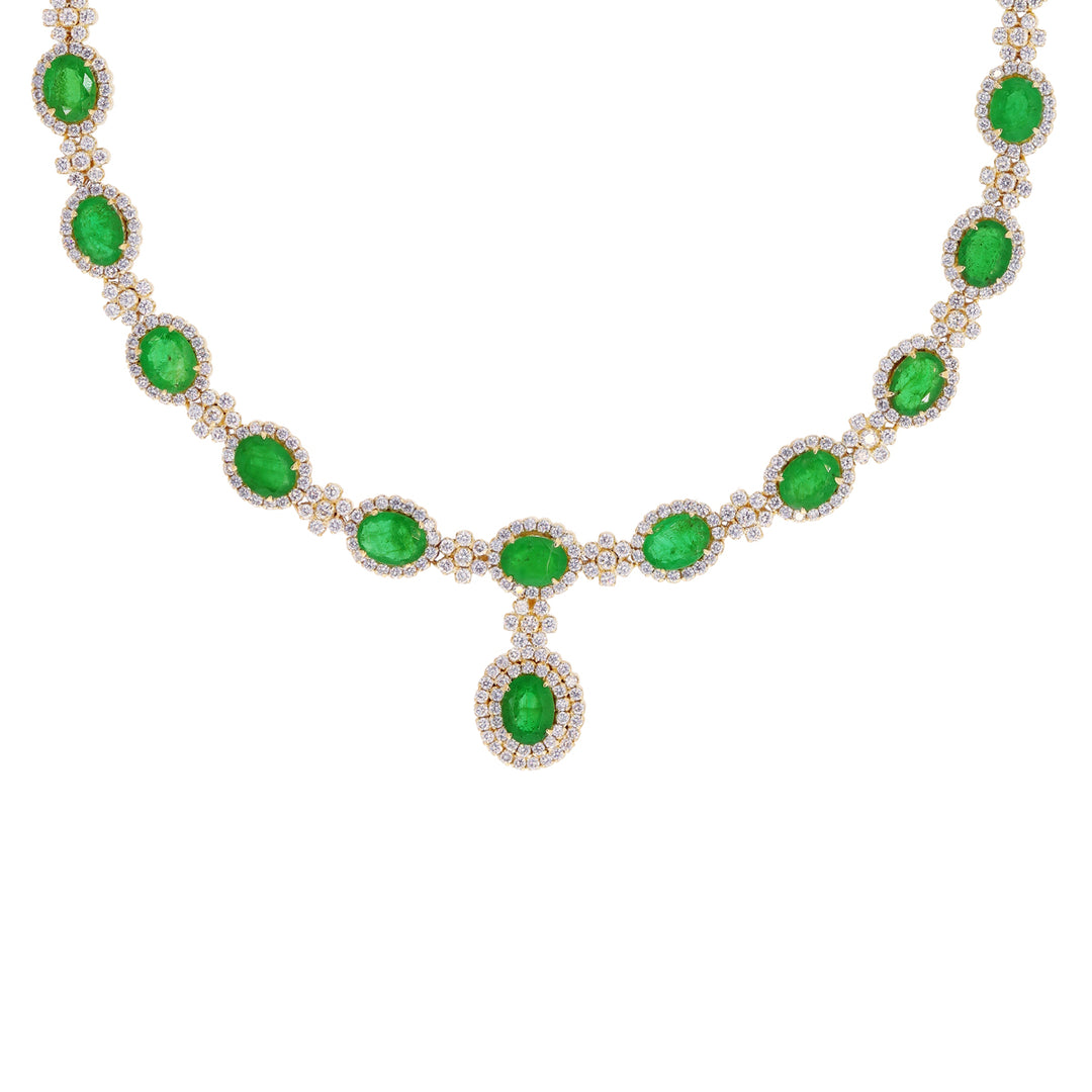 6.99Ct VS/GH Diamond Necklace Set With Emerald in 18K Gold