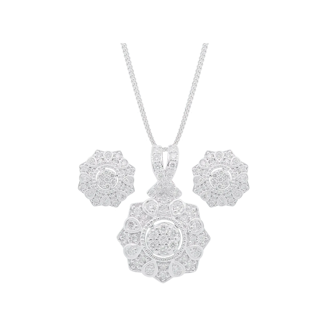 0.75Ct VVS/FG Diamond Pendant Set in 18K White Gold