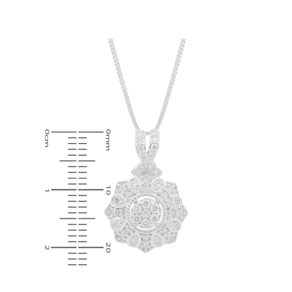 0.75Ct VVS/FG Diamond Pendant Set in 18K White Gold