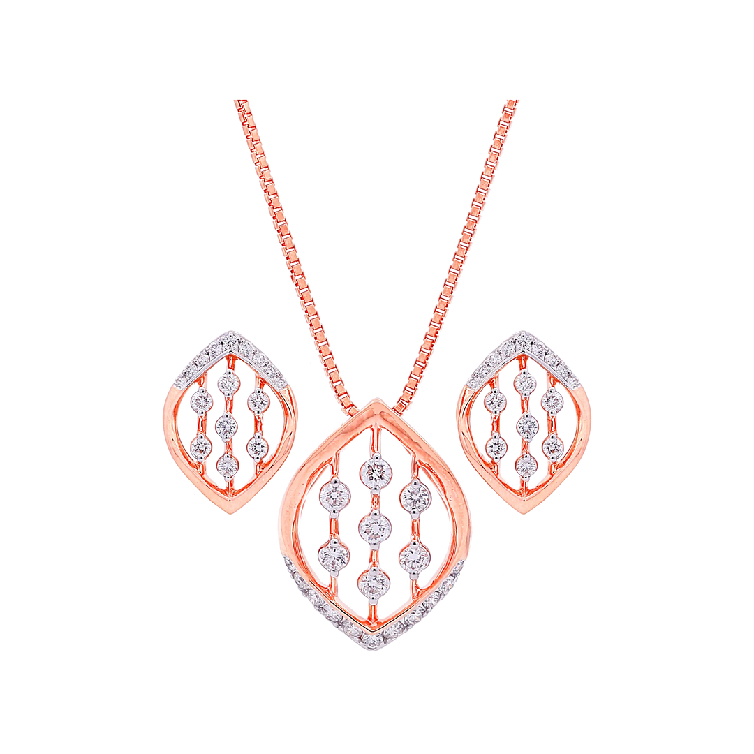 0.61Ct VVS/FG Diamond Pendant Set in 18K Rose Gold