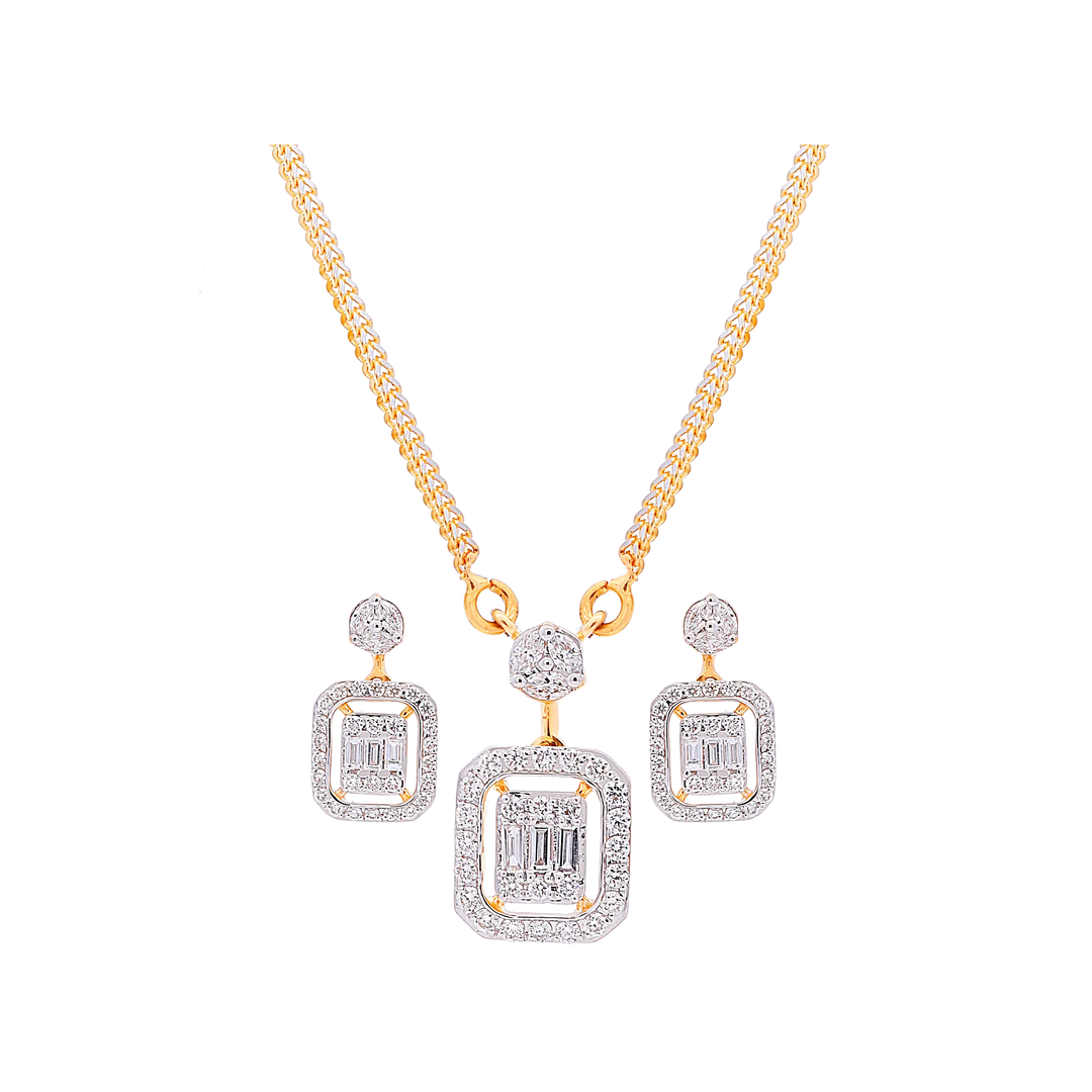 0.69Ct VVS/FG Diamond Pendant Set in 18K Gold