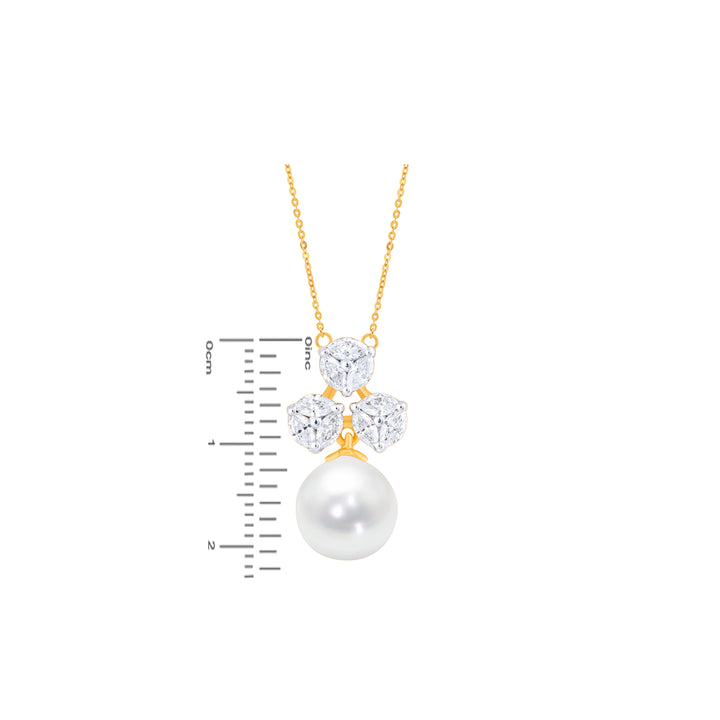 0.74Ct VVS/FG Diamond Pendant Set in 18K Gold