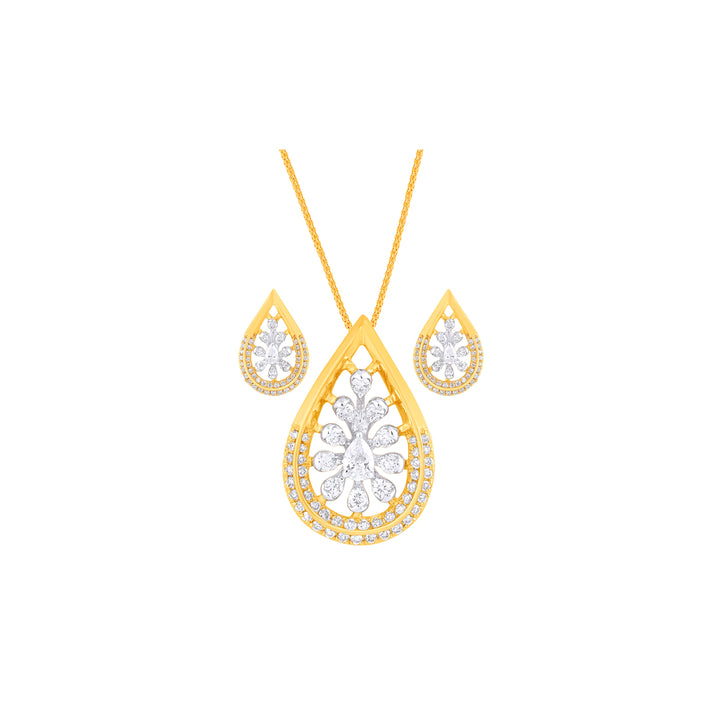 0.70Ct VVS/FG Diamond Pendant Set in 18K Gold