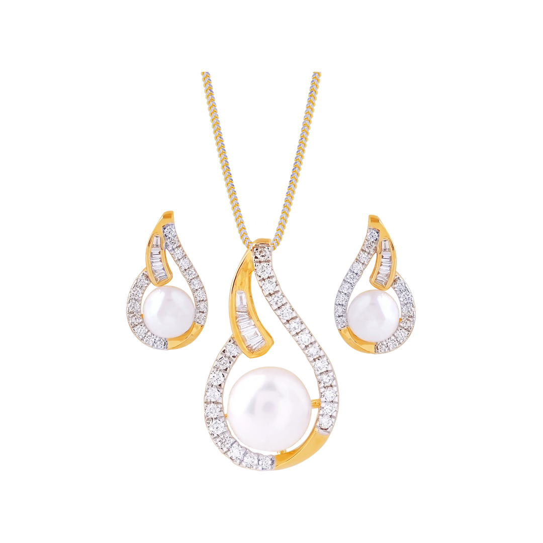 0.44Ct VVS/FG Diamond Pendant Set With Gemstones  in 18K Gold