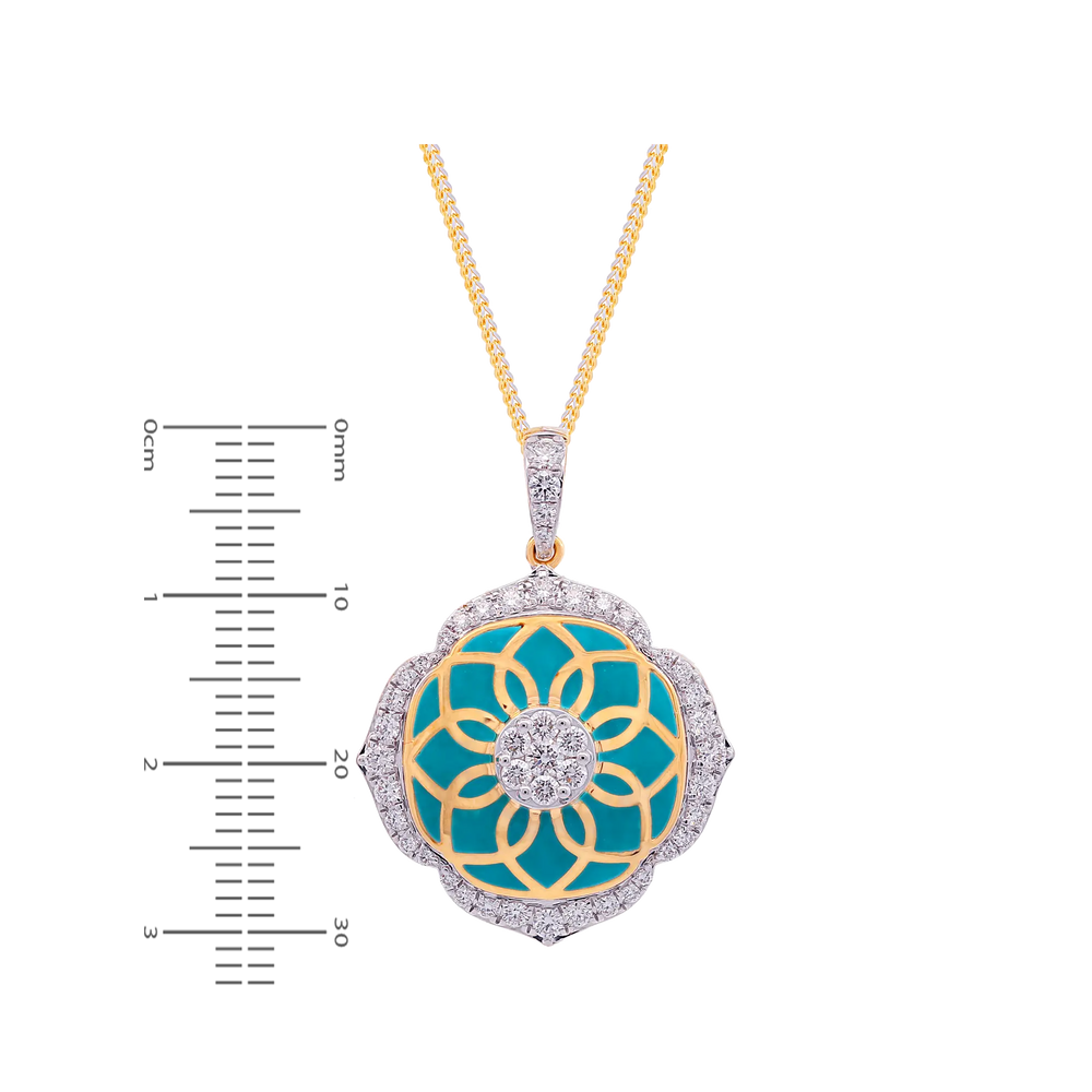 0.95Ct VVS/EF Diamond Pendant Set in 18K Gold