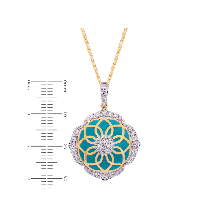 0.95Ct VVS/EF Diamond Pendant Set in 18K Gold