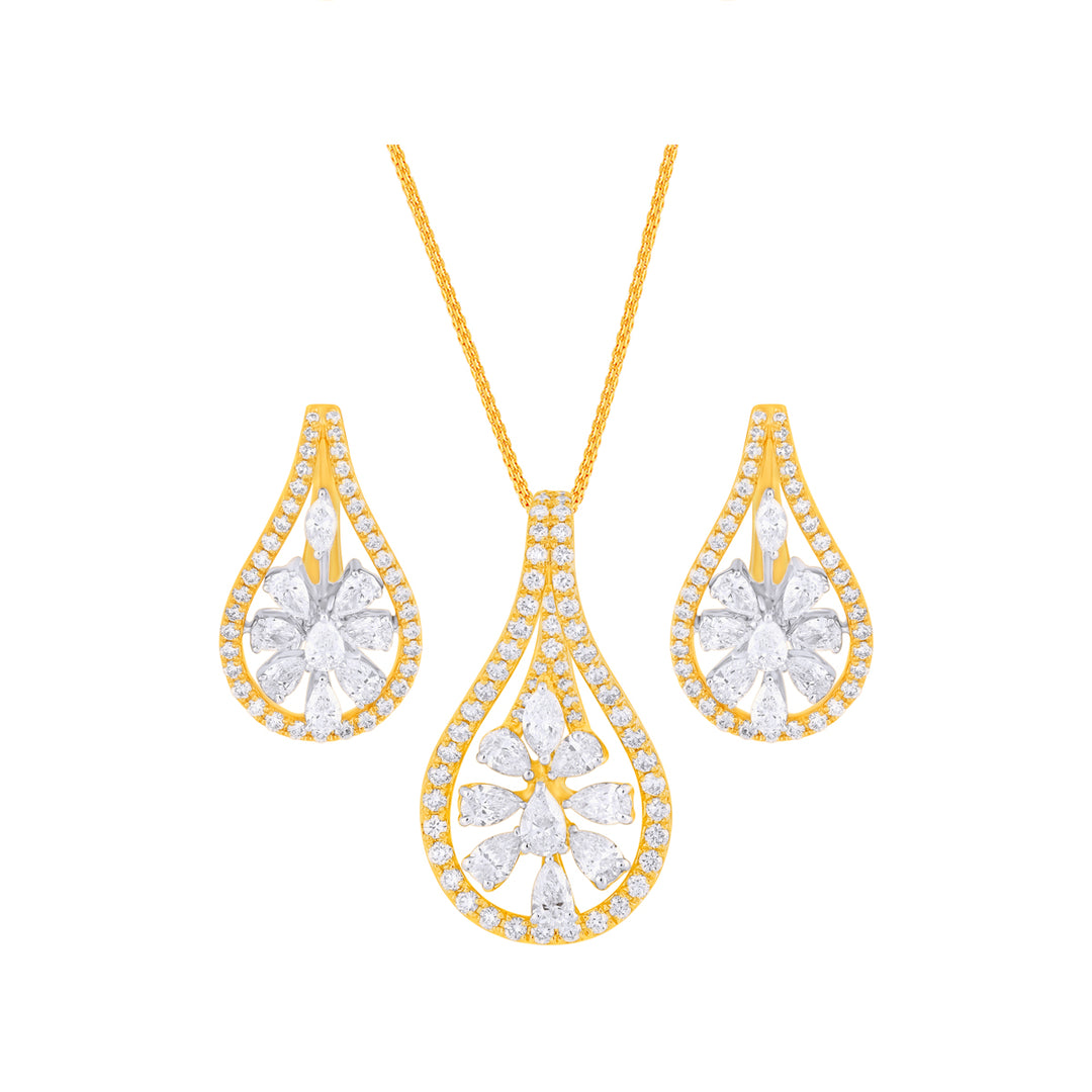 2.33Ct VVS/FG Diamond Pendant Set in 18K Gold