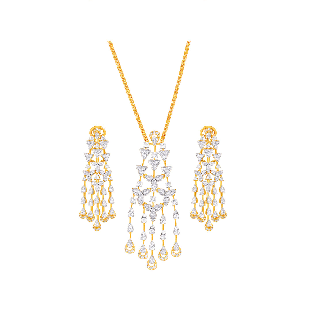 4.29Ct VVS/FG Diamond Pendant Set in 18K Gold