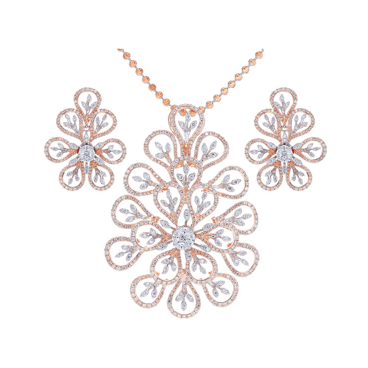 4.09Ct VVS/FG Diamond Pendant Set in 18K Rose Gold