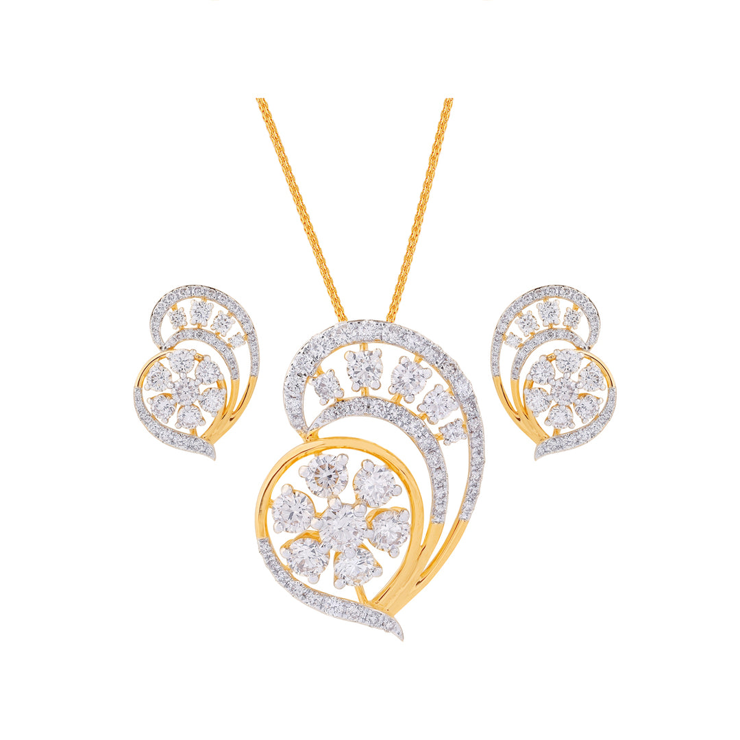 3.01Ct VVS/FG Diamond Pendant Set in 18K Gold