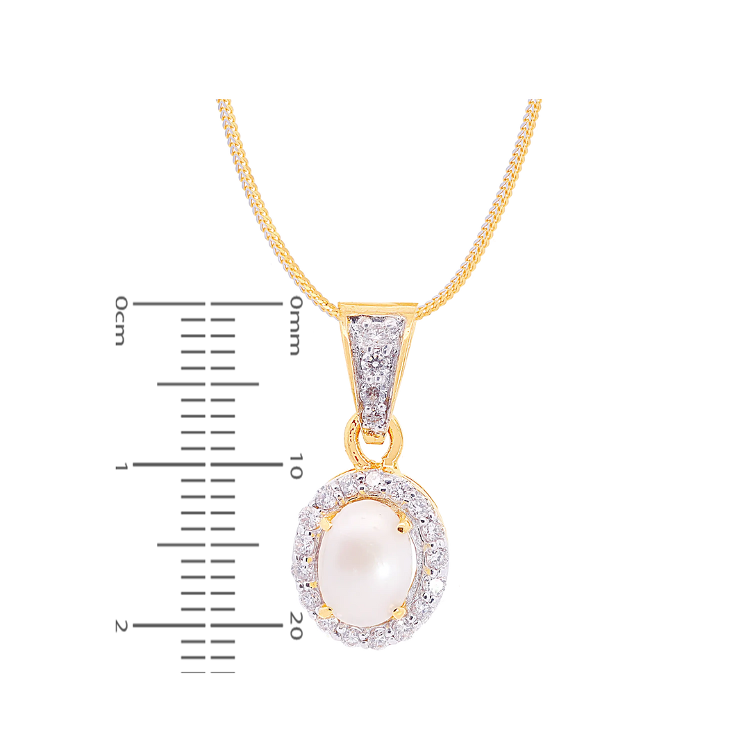 0.53Ct VS/GH Diamond Pendant Set With Pearl in 18K Gold