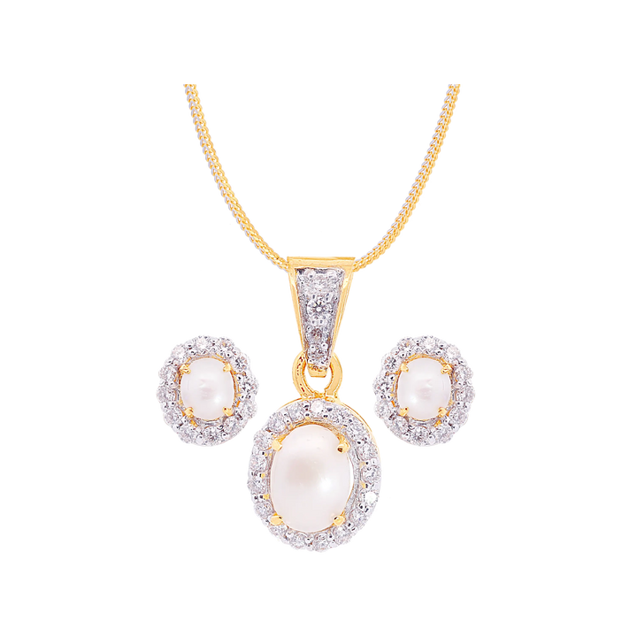 0.53Ct VS/GH Diamond Pendant Set With Pearl in 18K Gold