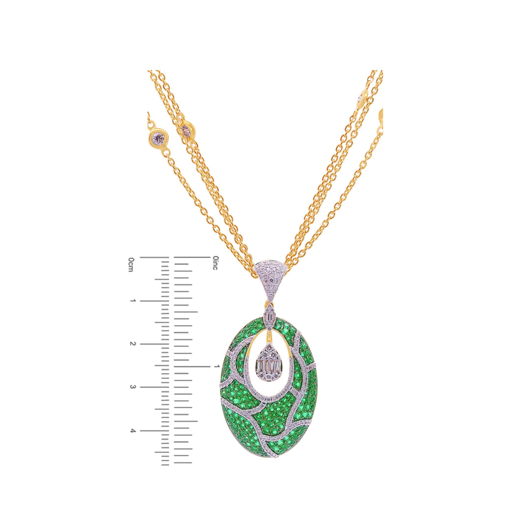 2.66Ct VS/HI Diamond Pendant Set With Gemstones in 18K Gold
