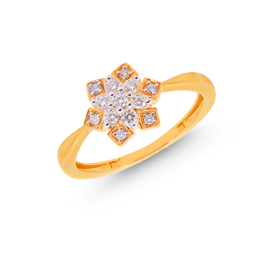 0.21Ct VVS/FG Diamond Ring in 18K Gold