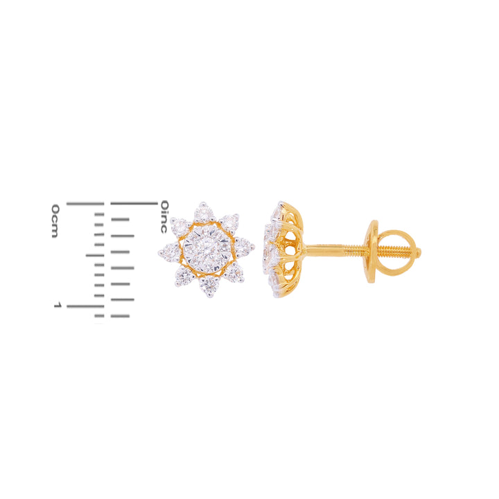 0.56Ct VVS/FG Diamond Earrings in 18K Gold