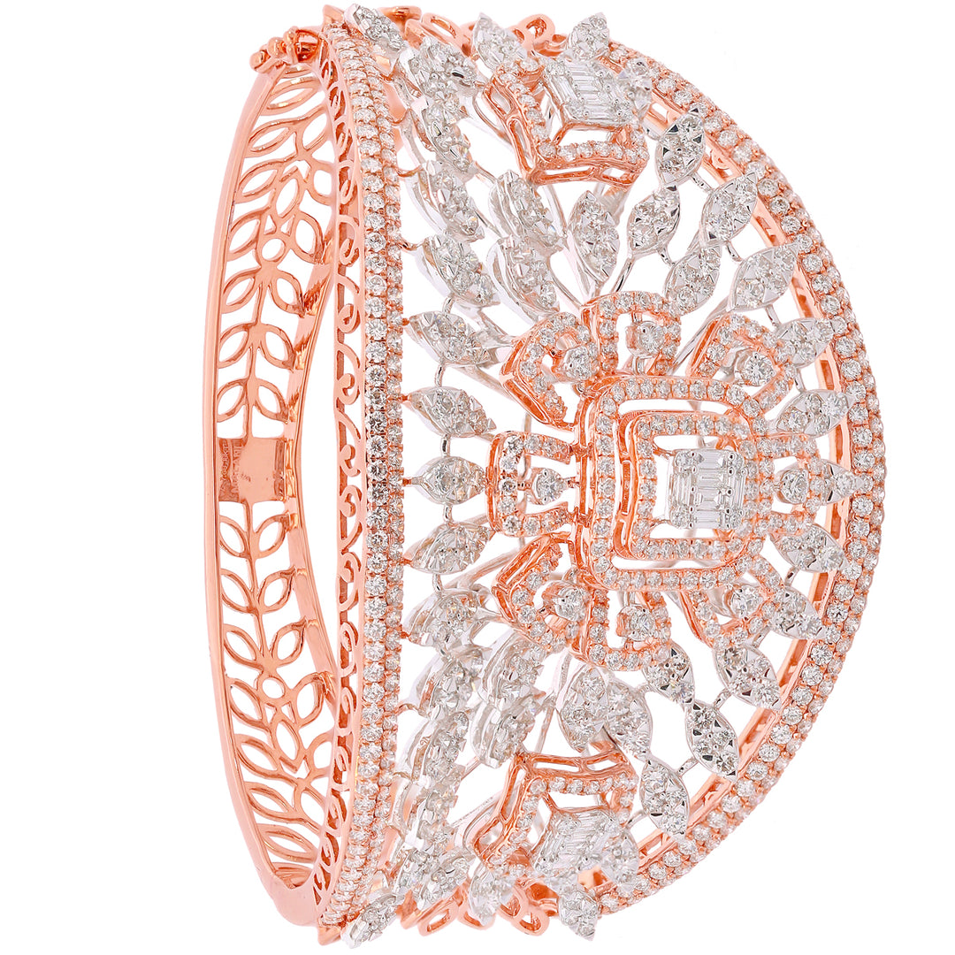 7.88Ct VVS/FG Diamond Bangle Bracelet in 18K Rose Gold