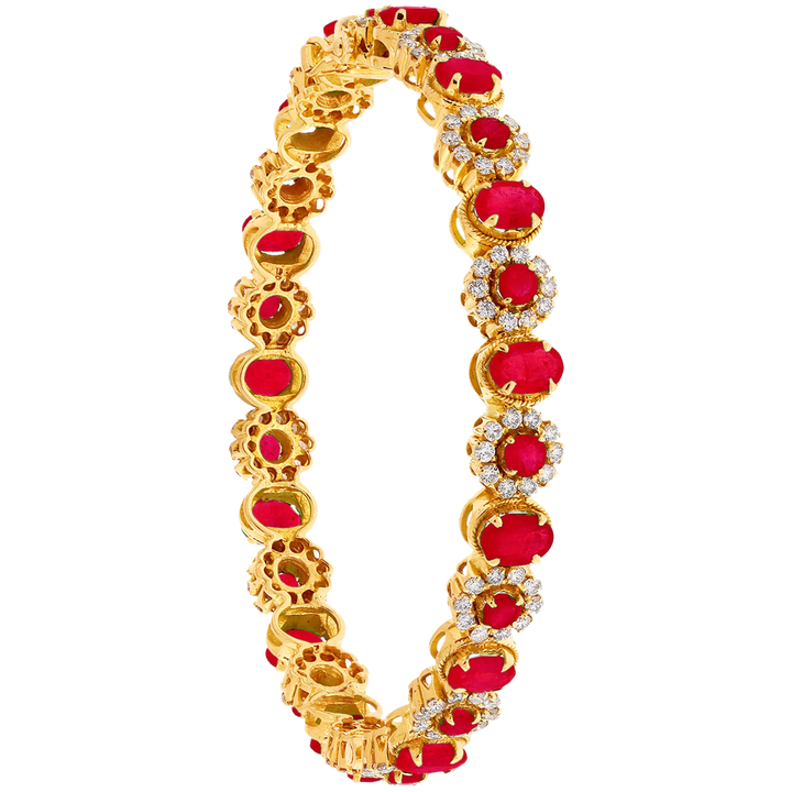 6.72Ct VS/GH Diamond Set Of 2pcs Bangles with Ruby in 18K Gold